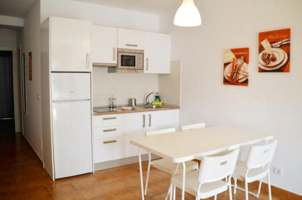 Nerea Apartment 科斯塔特吉塞 外观 照片